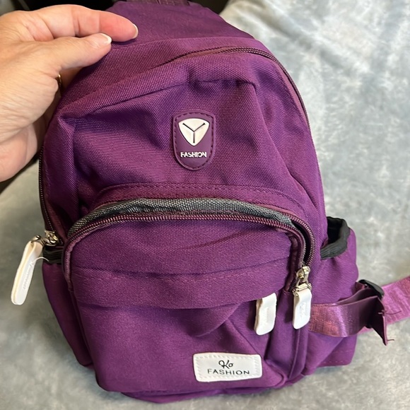 ko fas Handbags - Sling bag with water bottle holder 6 pocket